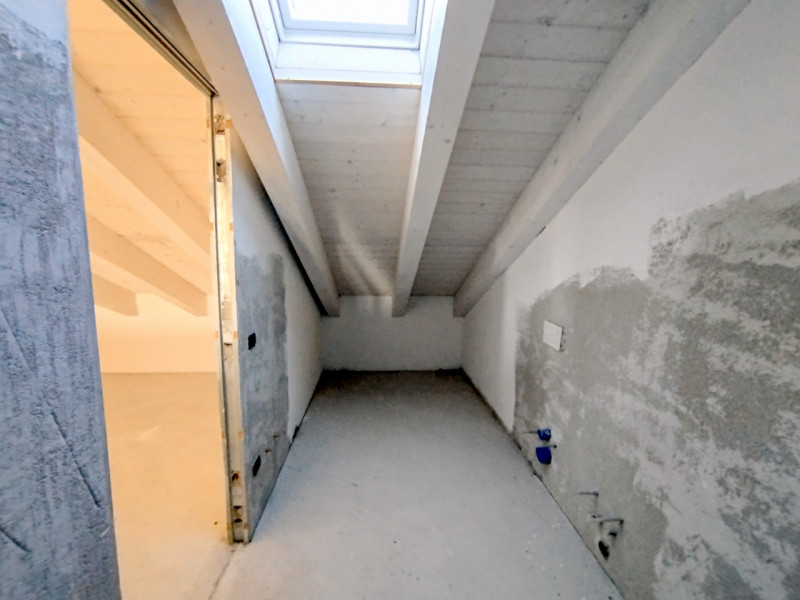 Porzione di bifamiliare con giardino a Voltabarozzo – Padova

In zona Voltabarozzo a Padova, quar...