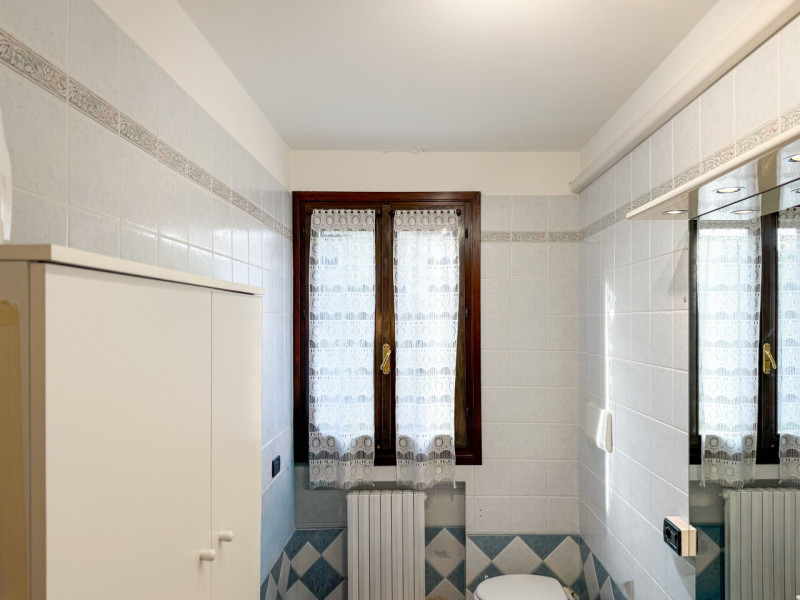 (PER INFO VITTORIO 3517343301) In vendita a Piombino Dese proponiamo un elegante appartamento tri...