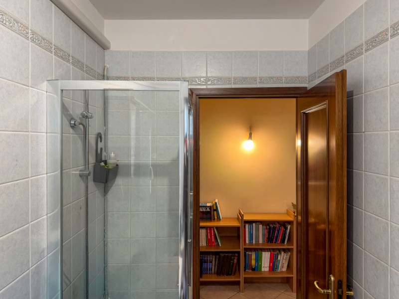 (PER INFO VITTORIO 3517343301) In vendita a Piombino Dese proponiamo un elegante appartamento tri...