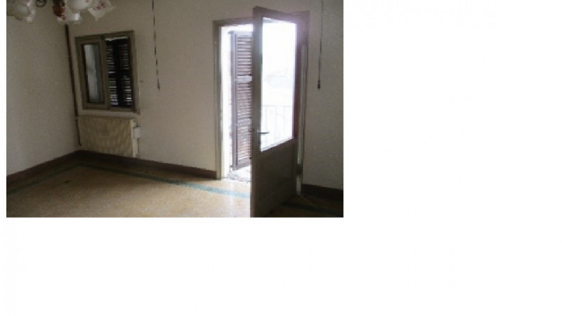 A.A. TV 26-5

Vendesi all'asta appartamento 2 camere in data 11 marzo 2026

A 0.2 km dalla piazza...