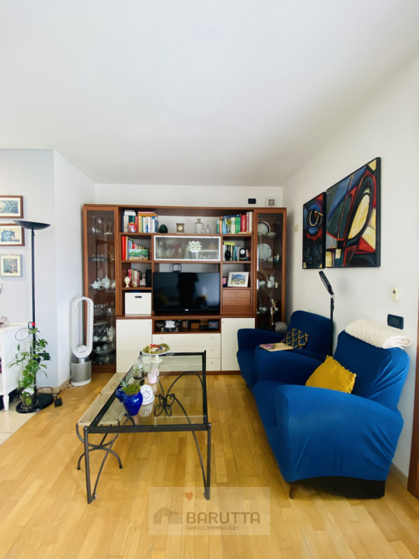 Nel comune di Piombino Dese proponiamo questo meraviglioso appartamento posto al secondo piano di...