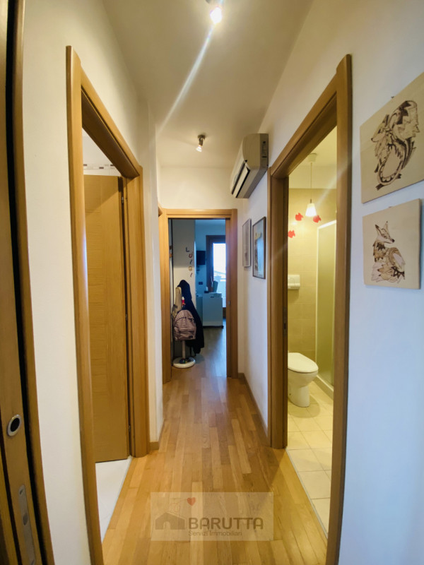 Nel comune di Piombino Dese proponiamo questo meraviglioso appartamento posto al secondo piano di...