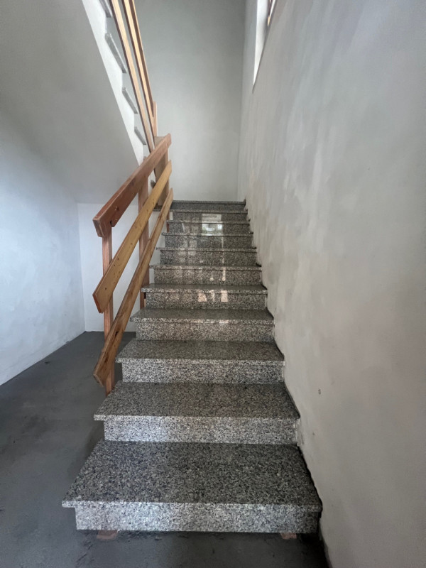 Se stai cercando un appartamento spazioso e versatile, non perdere questa opportunità unica nel c...