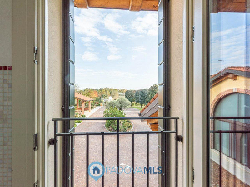 Immobile in esclusiva al Gruppo Padova MLS
Nel cuore della zona Bosco di Rubano, in un contesto r...