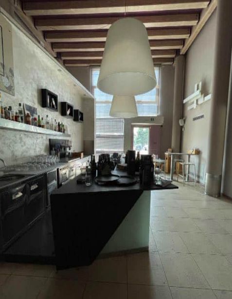 Rif. A.A.290-241

Vendita all'asta - pizzeria in data 13 marzo 2026

Descrizione: trattasi di un'...