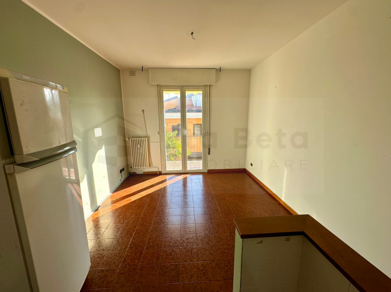 Nel cuore pulsante di Noventa Padovana, proponiamo in esclusiva appartamento trilocale situato al...