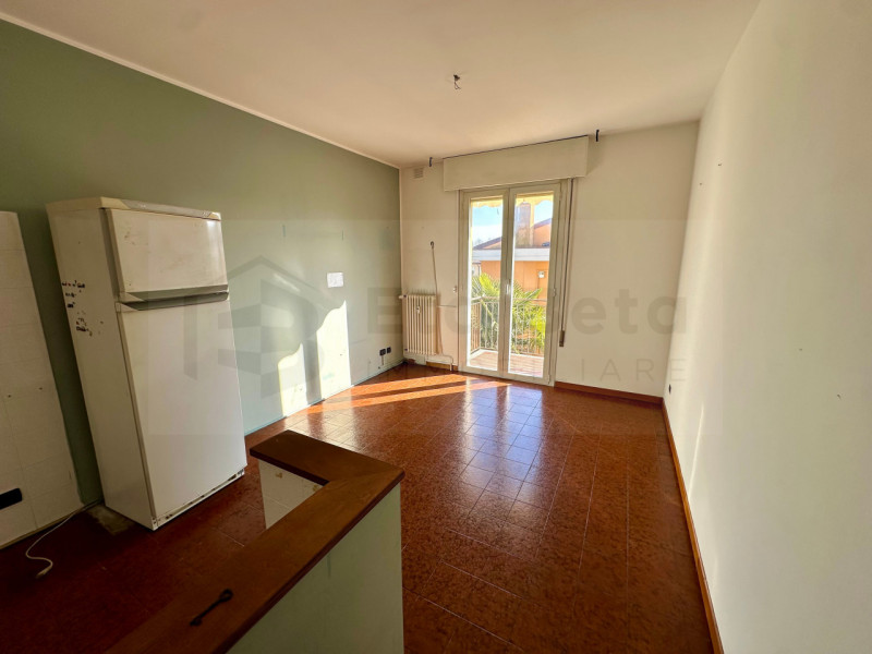 Nel cuore pulsante di Noventa Padovana, proponiamo in esclusiva appartamento trilocale situato al...