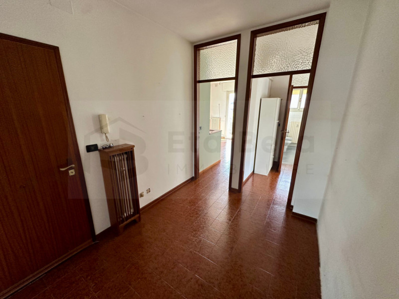 Nel cuore pulsante di Noventa Padovana, proponiamo in esclusiva appartamento trilocale situato al...