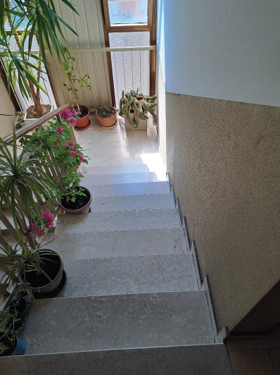 Rif. A.A.233-24

Vendita all'asta - appartamento al 5° piano in data 17 marzo 2026

Descrizione: ...