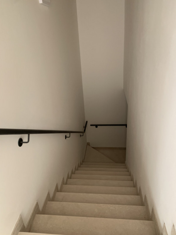 Vicenza centro storico: su palazzo restaurato, luminoso ultimo piano servito da ascensore, compos...