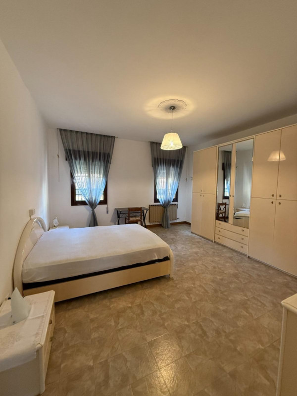 Vicenza Centro: 120mq con Ascensore Privato e Garage Doppio 
Località: Centro Storico, Vicenza – ...