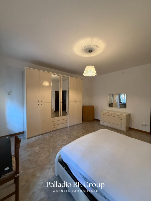 Vicenza Centro: 120mq con Ascensore Privato e Garage Doppio 
Località: Centro Storico, Vicenza – ...