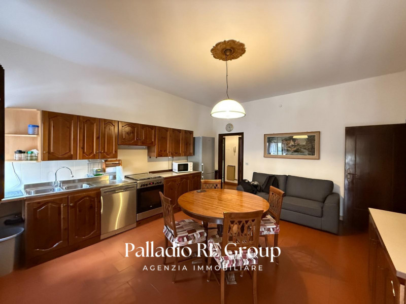 Vicenza Centro: 120mq con Ascensore Privato e Garage Doppio 
Località: Centro Storico, Vicenza – ...