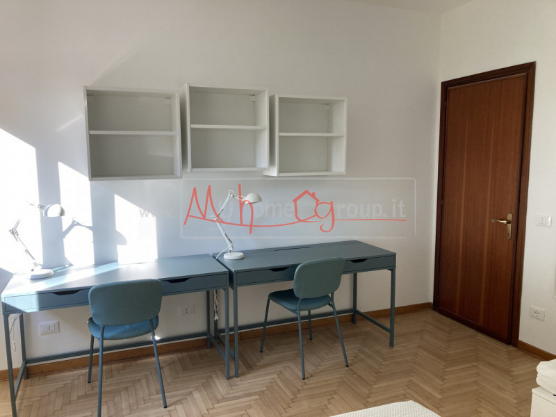 PALTANA: Affittasi posto letto in camera doppia, per una studentessa, in appartamento condiviso; ...