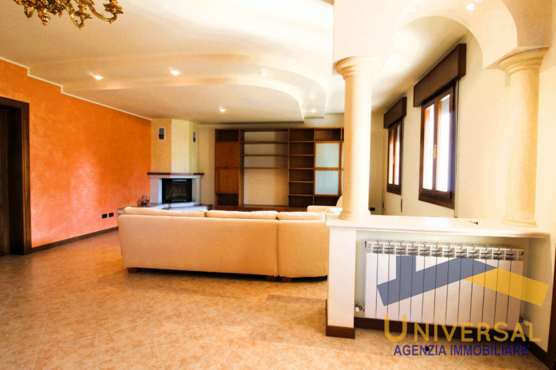 SANTA GIUSTINA IN COLLE - In quartiere residenziale, lontano da traffico e rumori, ma al contempo...