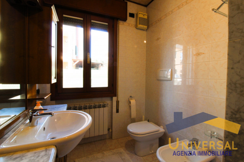 SANTA GIUSTINA IN COLLE - In quartiere residenziale, lontano da traffico e rumori, ma al contempo...