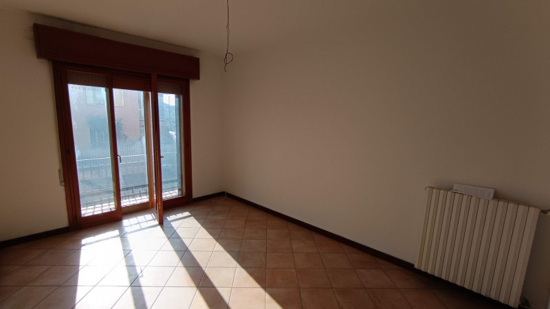 Piazzola sul Brenta: in bellissima zona in centro al paese, comodissimo a scuole, negozi, superme...