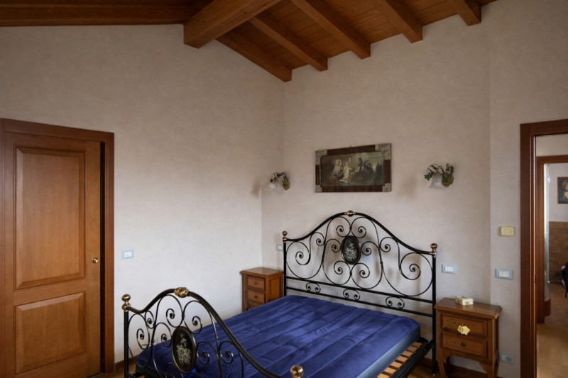 VICENZA EST: nelle immediate vicinanze del Centro Commerciale Palladio, in posizione tranquilla e...