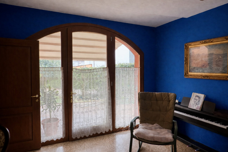 VICENZA EST: nelle immediate vicinanze del Centro Commerciale Palladio, in posizione tranquilla e...