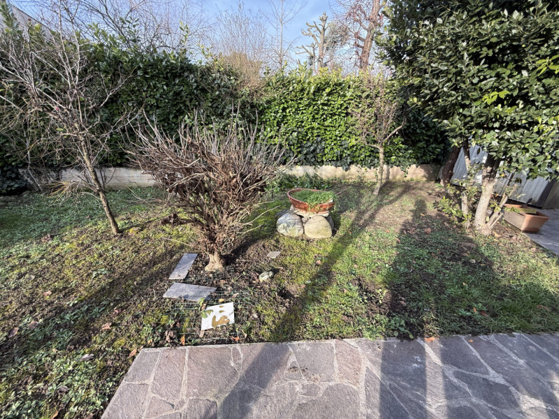Abano Terme: Ottima posizione, in zona residenziale tranquilla, comoda a tutti i servizi e alle v...