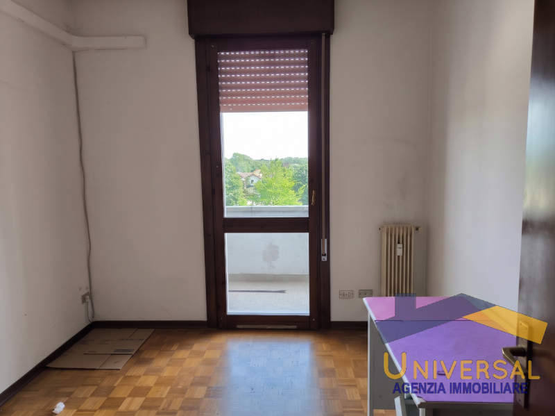 CAMPOSAMPIERO – in zona centralissima comoda a tutti i principali servizi quali scuole, ospedale,...