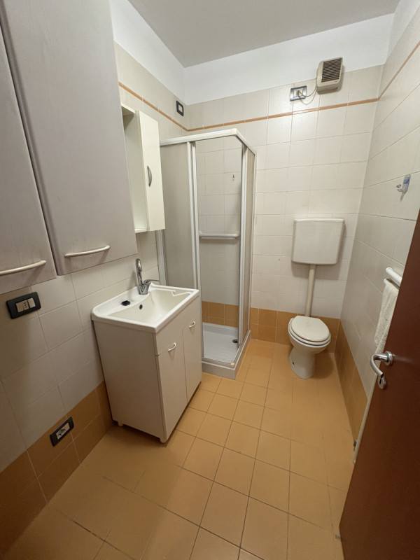 INFO E/O APPUNTAMENTO SOLO TRAMITE MAIL SULL' OFFERTA DI LOCAZIONE SOLO SE ANCORA DISPONIBILE. tg...