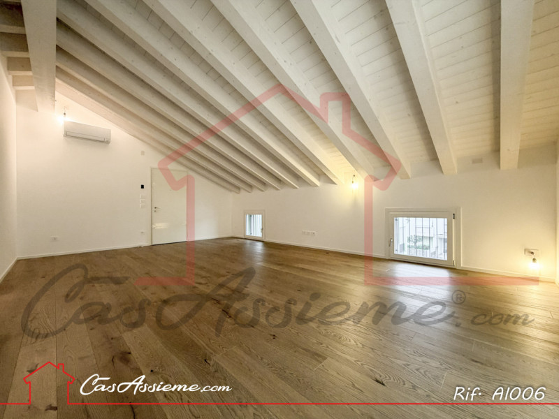 Rif. AI006
CHIAVI IN MANO - POSSIBILITA' DI AGEVOLAZIONI SISMABONUS
All’ultimo piano di un elegan...