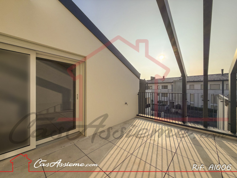 Rif. AI006
CHIAVI IN MANO - POSSIBILITA' DI AGEVOLAZIONI SISMABONUS
All’ultimo piano di un elegan...