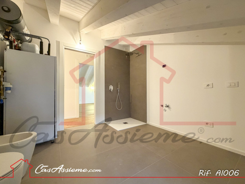 Rif. AI006
CHIAVI IN MANO - POSSIBILITA' DI AGEVOLAZIONI SISMABONUS
All’ultimo piano di un elegan...