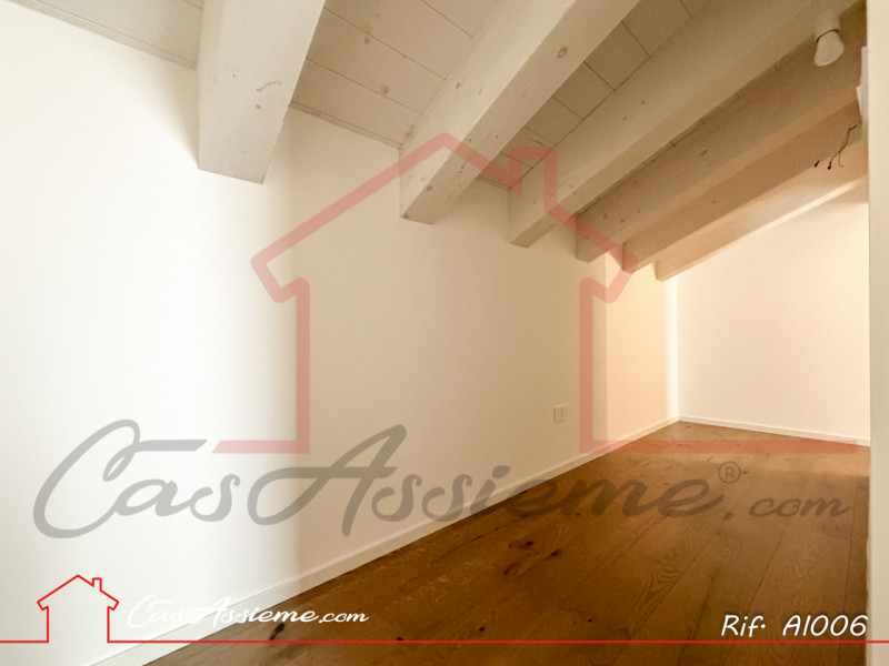 Rif. AI006
CHIAVI IN MANO - POSSIBILITA' DI AGEVOLAZIONI SISMABONUS
All’ultimo piano di un elegan...