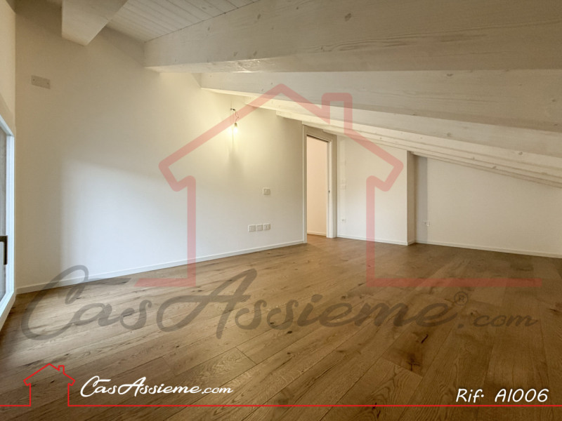 Rif. AI006
CHIAVI IN MANO - POSSIBILITA' DI AGEVOLAZIONI SISMABONUS
All’ultimo piano di un elegan...