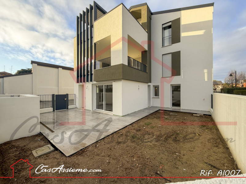 Rif. AI007
CHIAVI IN MANO - POSSIBILITA' DI AGEVOLAZIONI SISMABONUS
In elegante contesto residenz...