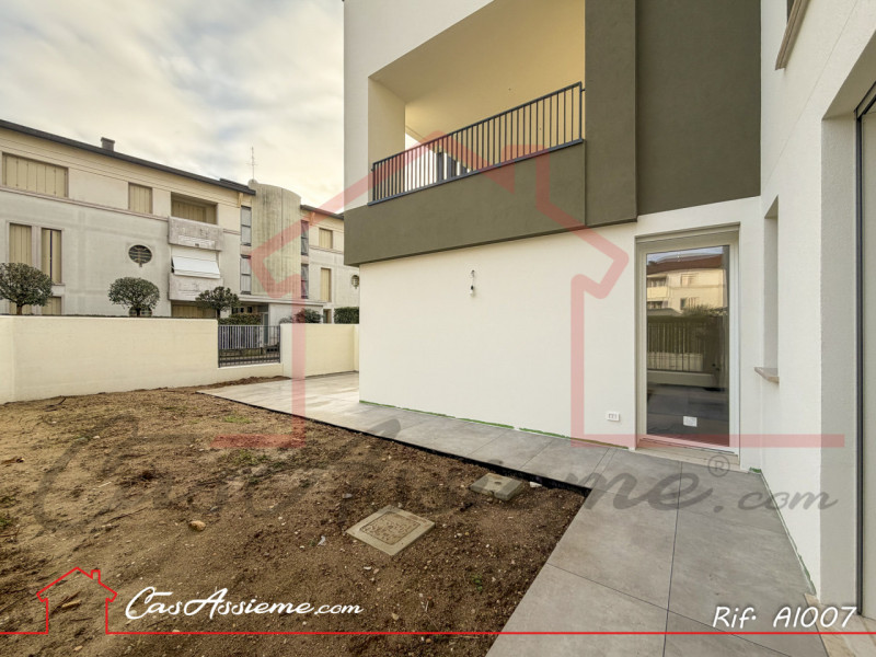 Rif. AI007
CHIAVI IN MANO - POSSIBILITA' DI AGEVOLAZIONI SISMABONUS
In elegante contesto residenz...