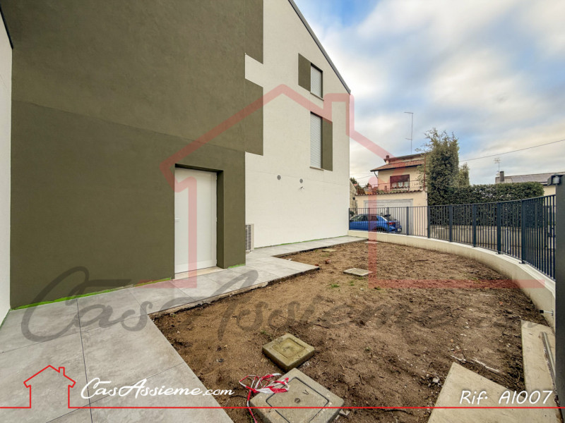 Rif. AI007
CHIAVI IN MANO - POSSIBILITA' DI AGEVOLAZIONI SISMABONUS
In elegante contesto residenz...