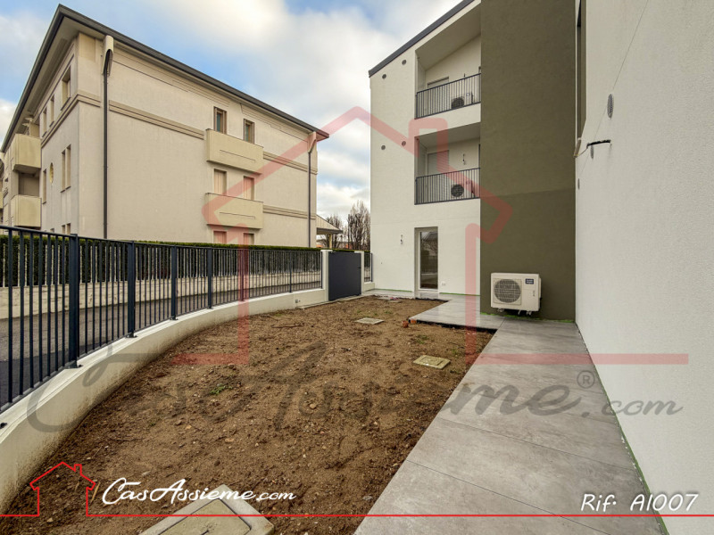 Rif. AI007
CHIAVI IN MANO - POSSIBILITA' DI AGEVOLAZIONI SISMABONUS
In elegante contesto residenz...