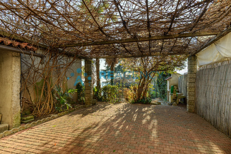 TRISSINO - Contrà Nobile

Cerchi una casa diversa dalle altre?
Qui puoi vivere in centro paese, g...