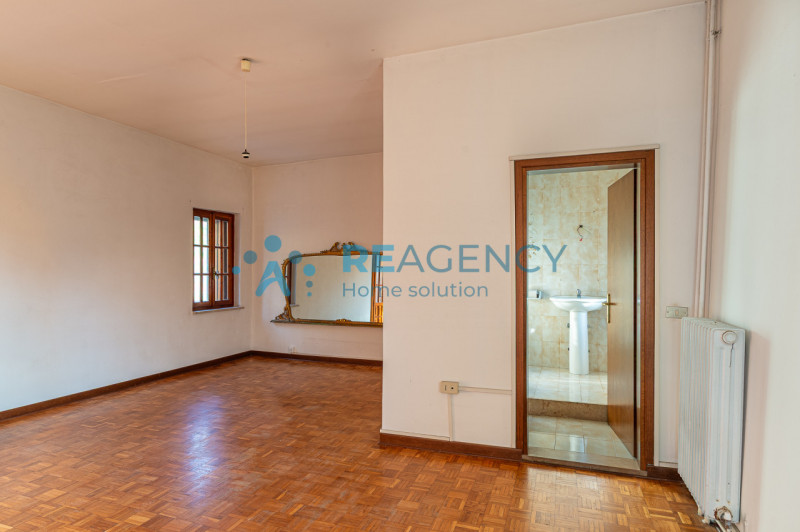 TRISSINO - Contrà Nobile

Cerchi una casa diversa dalle altre?
Qui puoi vivere in centro paese, g...