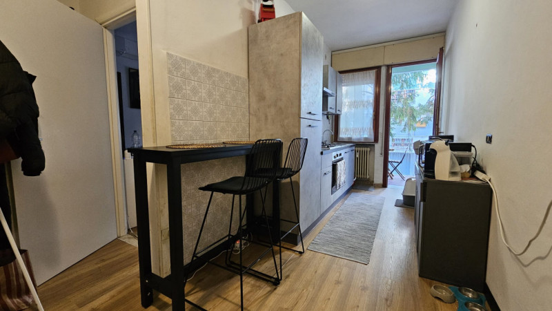 Proponiamo in vendita un accogliente appartamento bilocale di circa 35 mq situato nel cuore della...