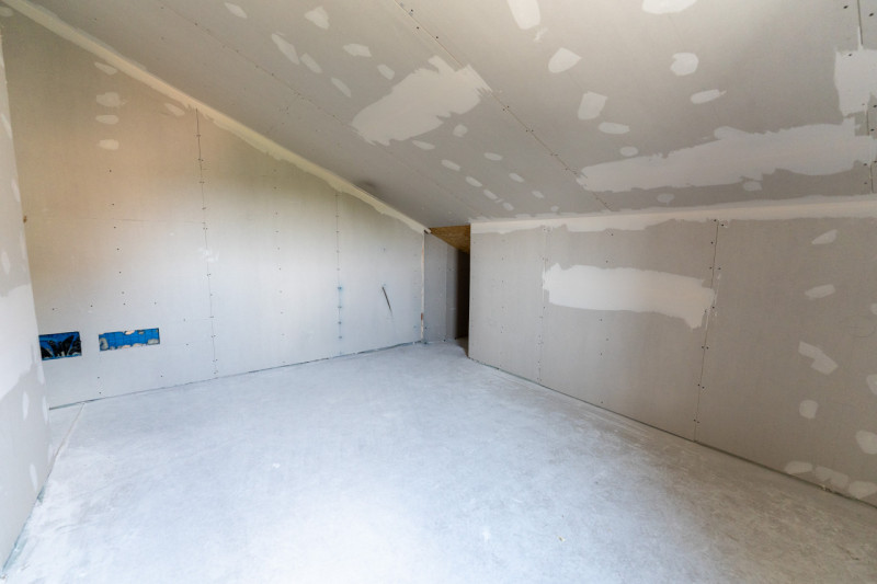 Porzione di bifamiliare di nuova realizzazione situata in zona residenziale molto tranquilla ma c...