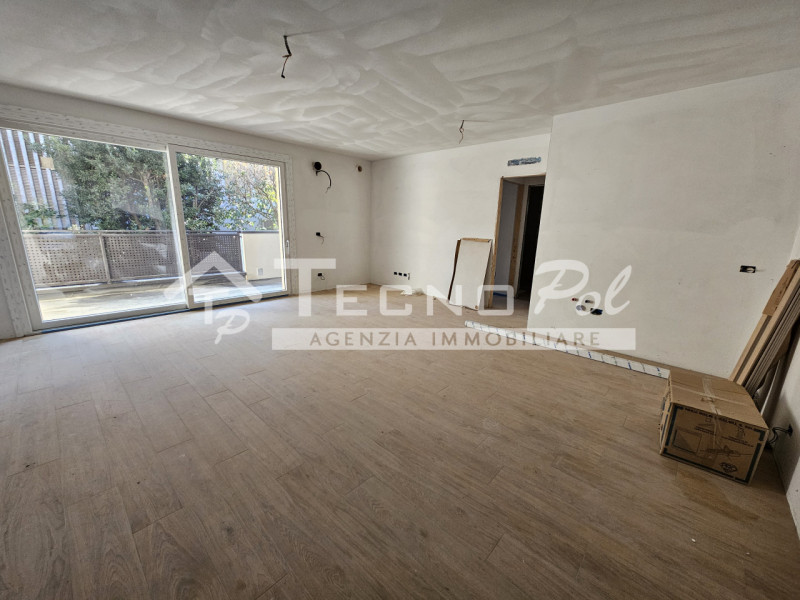 PADOVA - Pontevigodarzere, nel cuore di una zona residenziale tranquilla e ben collegata, proponi...