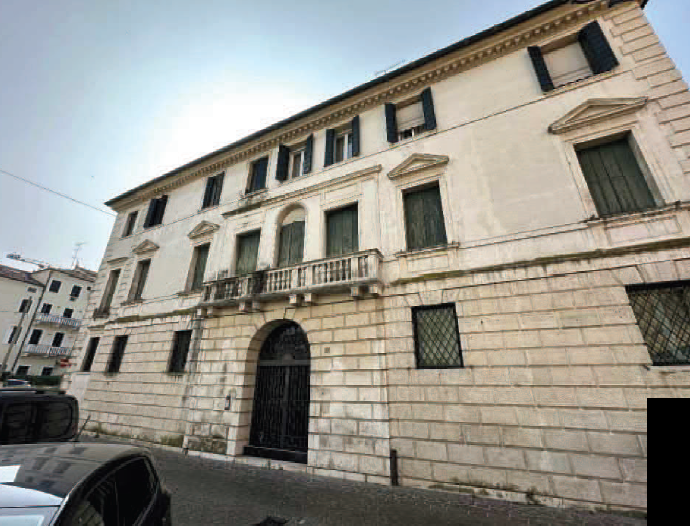 A.A. 351-241

Vendita all'asta - appartamento al 2° piano in data 17 marzo 2026

Descrizione: tra...