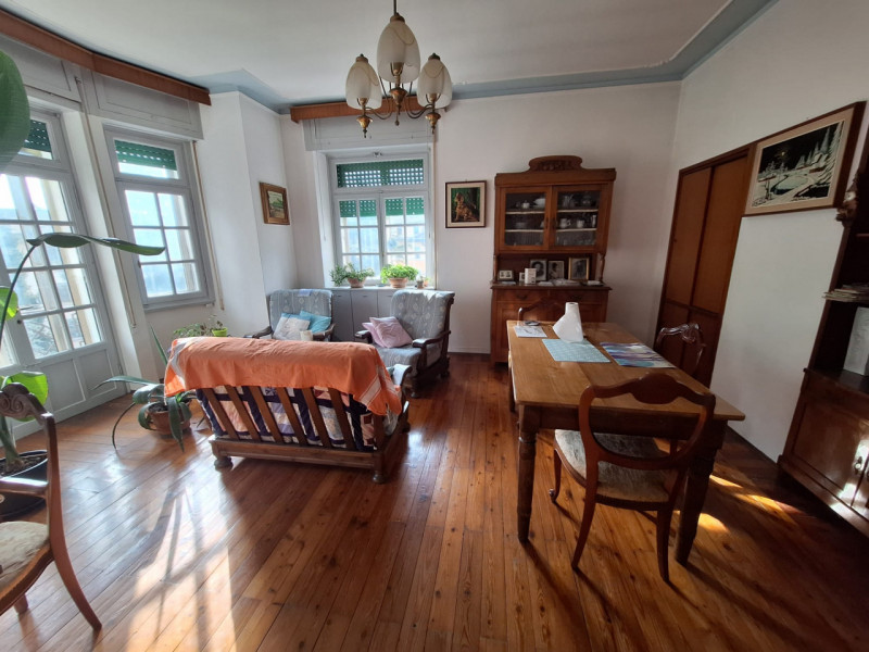 In Città Sociale, comodo a scuole, ospedale, supermercati e al centro storico,  proponiamo appart...