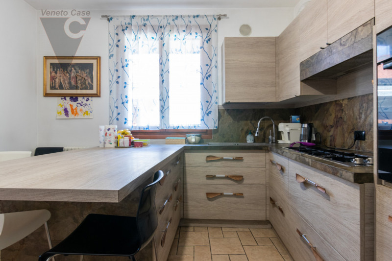 Proponiamo tra Ponte San Nicolò e Voltabarozzo, su strada tranquilla e poco trafficata, una recen...