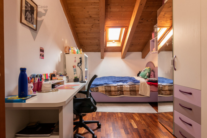 Proponiamo tra Ponte San Nicolò e Voltabarozzo, su strada tranquilla e poco trafficata, una recen...