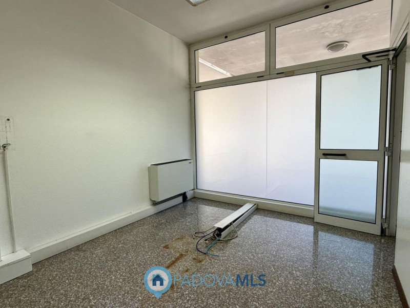 Immobile in esclusiva al Gruppo Padova MLS

QUARTIERE SAN GREGORIO in via Duprè - residence "La P...
