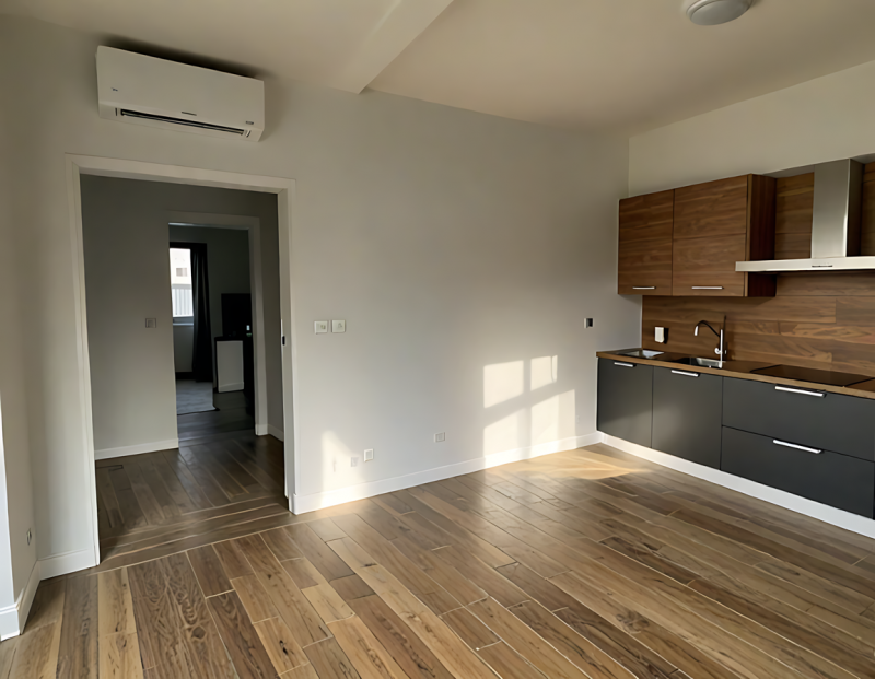 (Per INFO Cristina 3389226442) Situato a Padova, in via Acquapendente, vicino a tutti i servizi e...