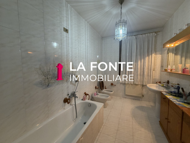 PERAGA DI VIGONZA - PORZIONE DI BIFAMILIARE sviluppata su tre livelli per un totale di circa 200 ...