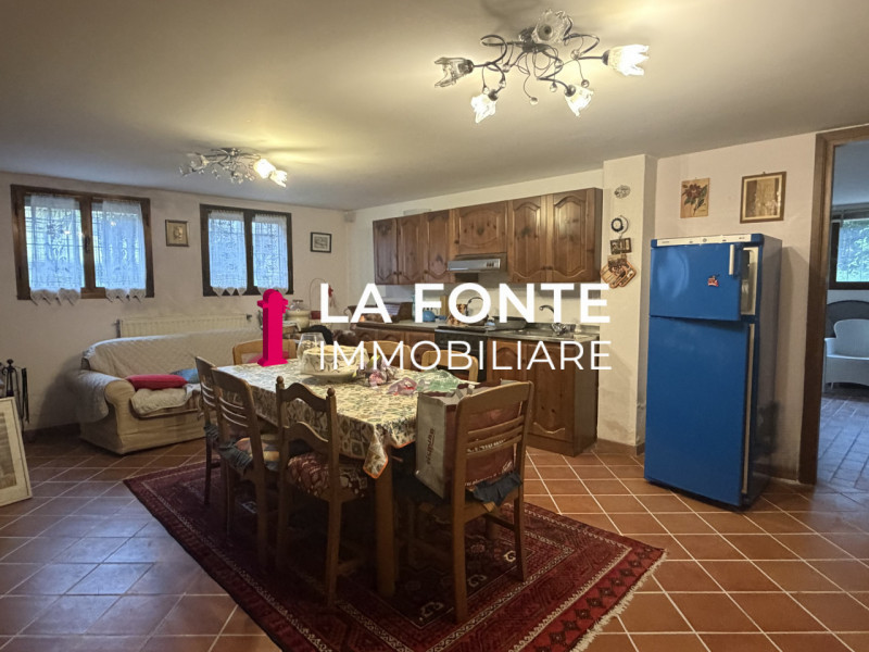 PERAGA DI VIGONZA - PORZIONE DI BIFAMILIARE sviluppata su tre livelli per un totale di circa 200 ...