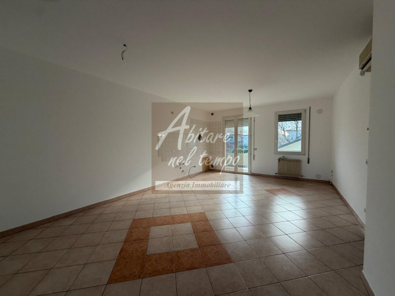 CITTADELLA (PD) - VIA COMPOSTELLA

Proponiamo in esclusiva un appartamento bicamere al primo pian...