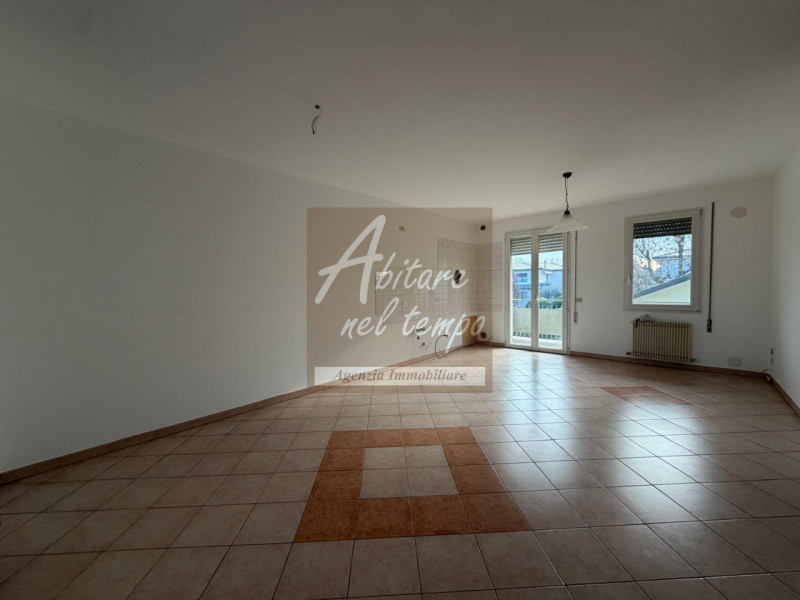 CITTADELLA (PD) - VIA COMPOSTELLA

Proponiamo in esclusiva un appartamento bicamere al primo pian...